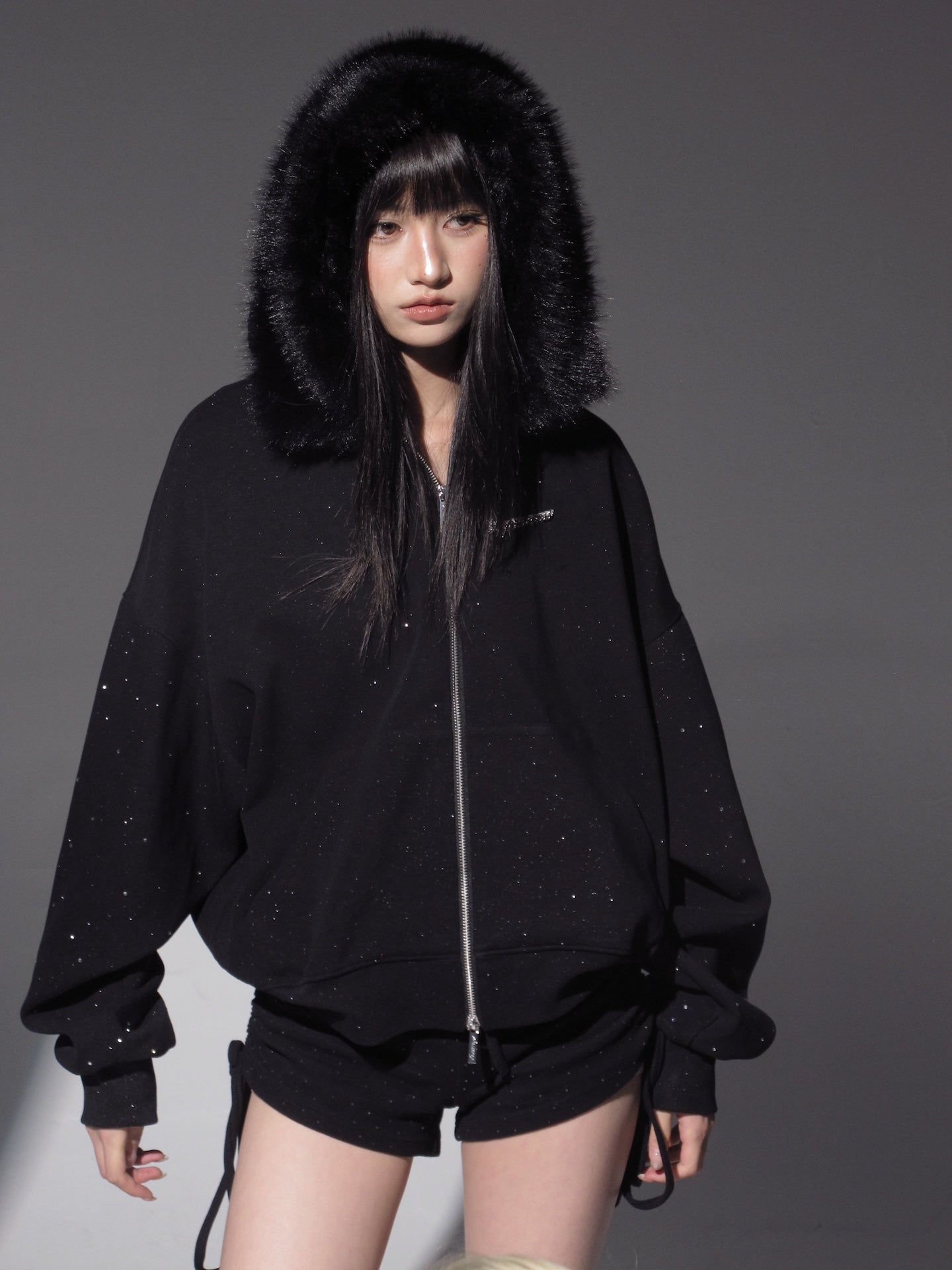 受注販売:11月上旬配送) KIRAKIRA fur zip up
