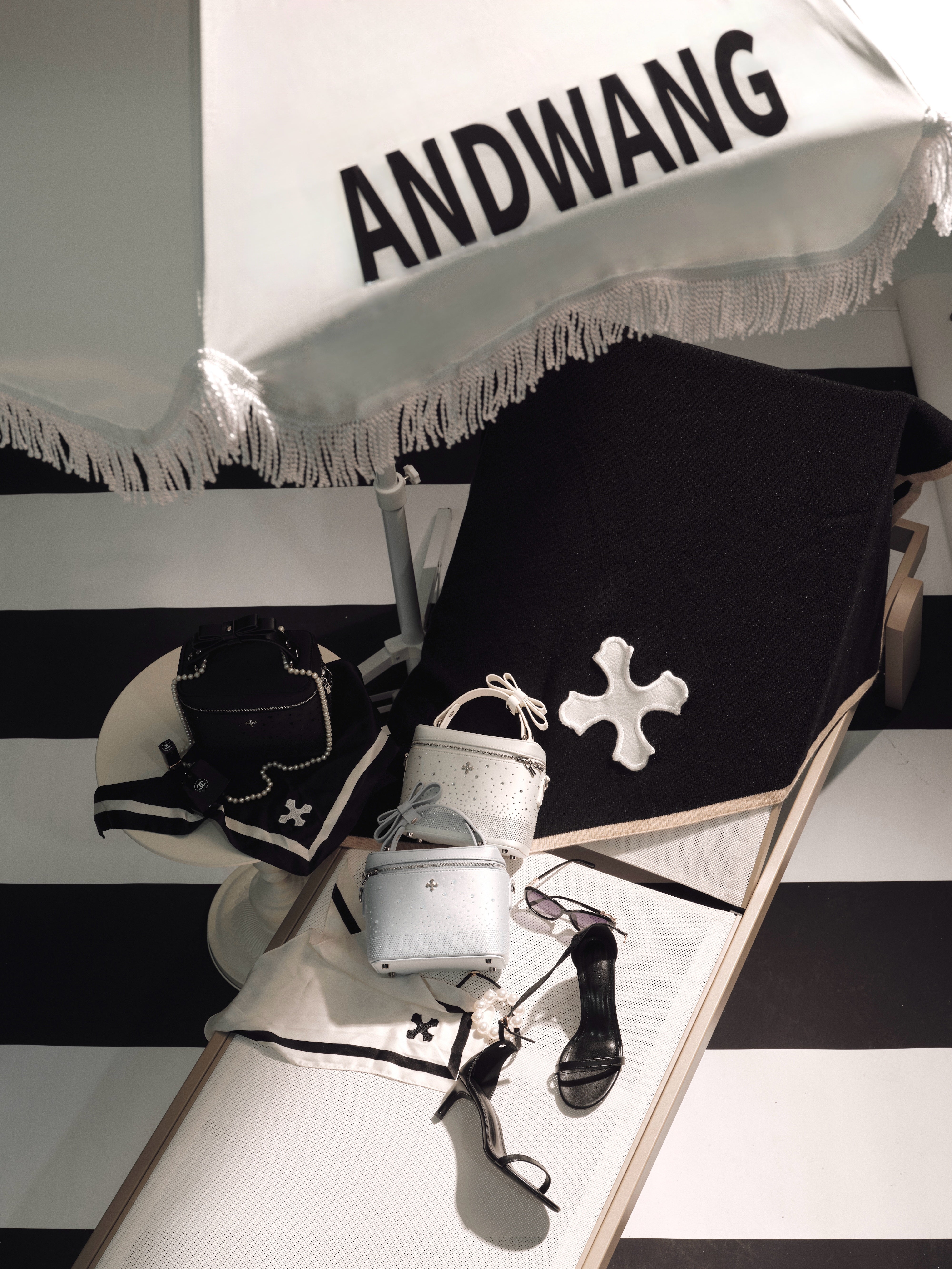 andwang トップス IMG_6651.jpg?v=1781604443&