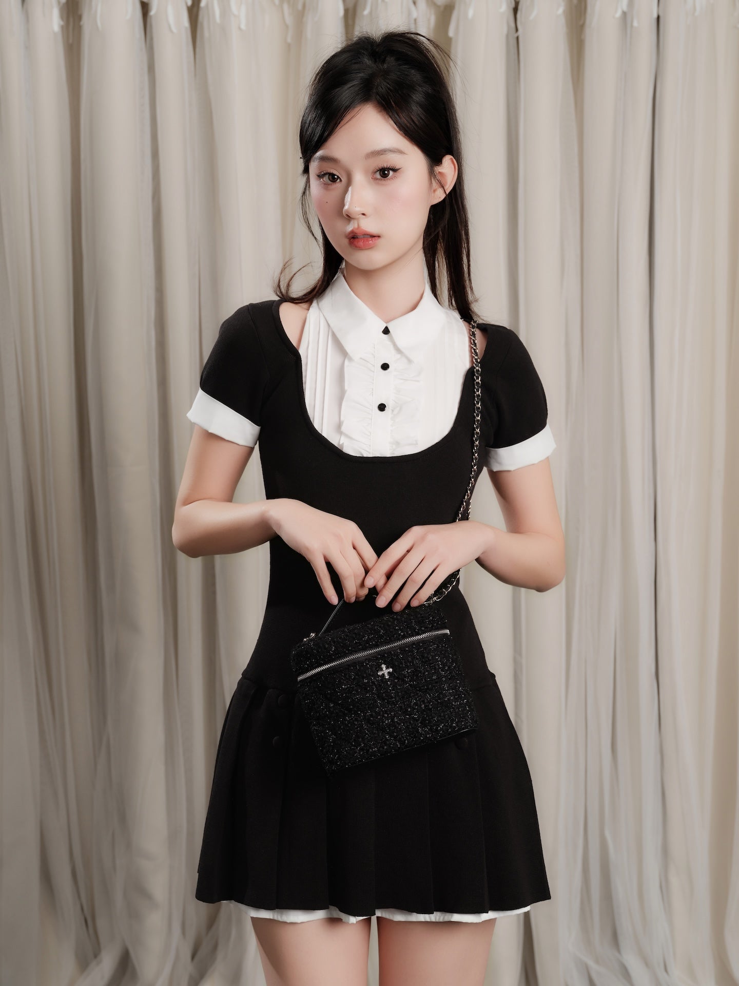 即日発送Grace Pleated Docking Mini Dress Grace Pleated Docking Mini Dress